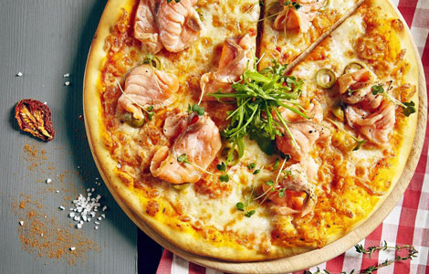 Hot Chicken Feast Pizza